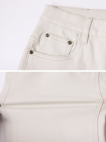 Men's Beige Thick Warm Loose Fit Jeans, High-End Fine Craft Fall Winter Denim Pants, Classic Print Bee Leather Patch Design, Premium Soft Heavy Fabric, Business Casual Fashion Trousers For Daily Commute, Party & Dating Wear